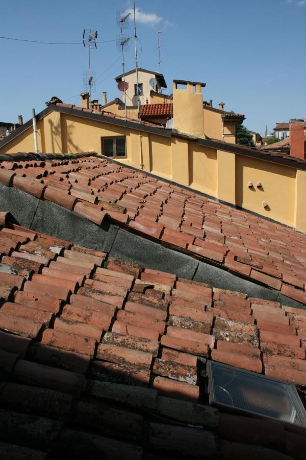 Alloggio Incantevole Sui Tetti Di Bologna Kültér fotó
